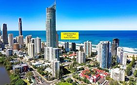 Surfers Paradise Mediterranean Beachside Apartment Pet Friendly